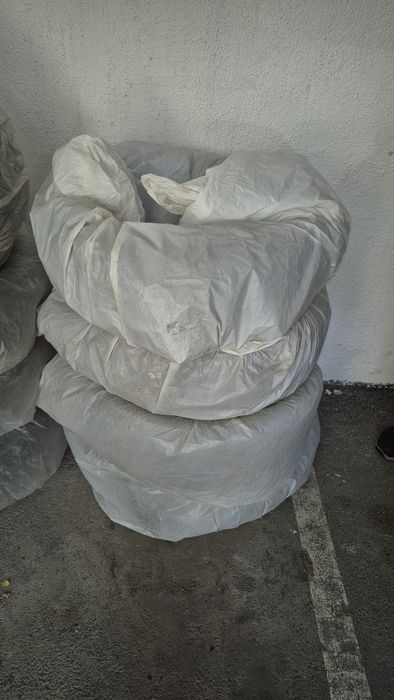 Продам зимние шины 205/ 55/ 16