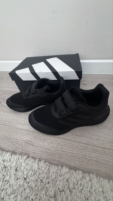 Кроссовки от Adidas original