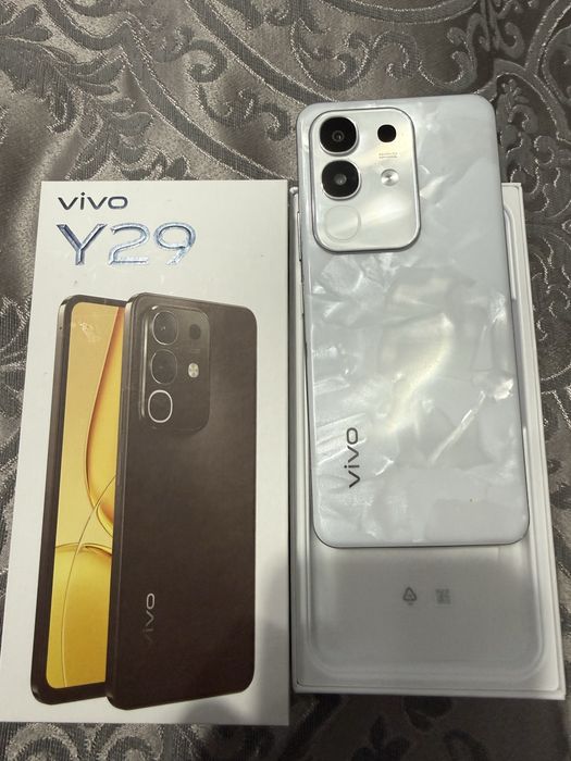 Продам Vivo Y29.