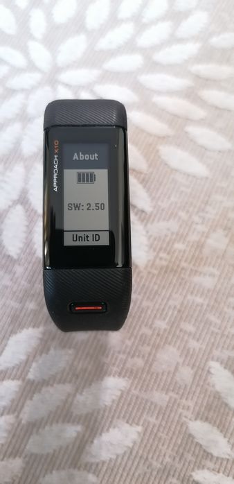 Голф часовник (гривна) GARMIN