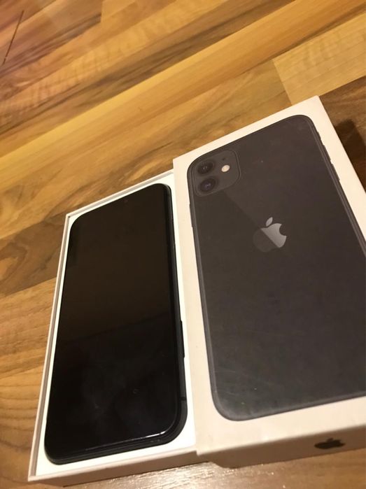 Продам iPhone 11 blak