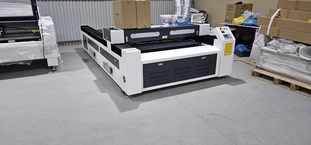 Лазирный станок  1325 1 бошли