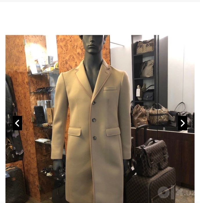 Brand: Burberry London, England
