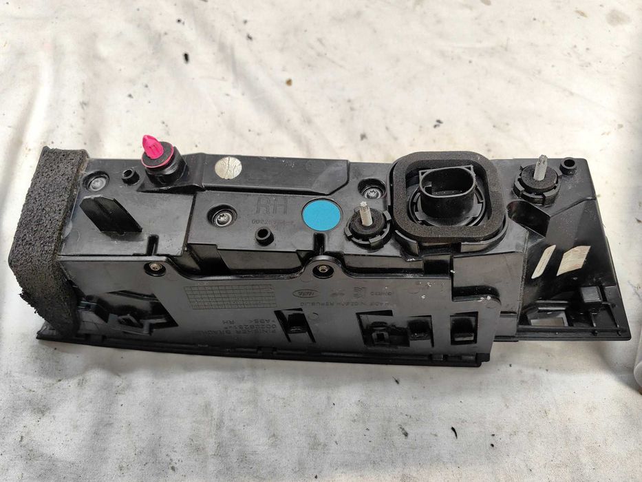 Оригинален стоп Land Rover Range Rover Sport MK3 2022 Led
