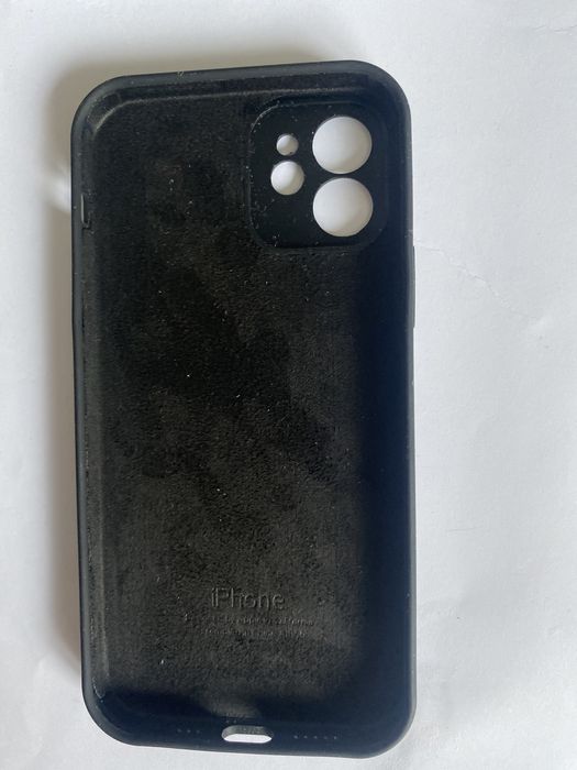 Продаю чехол на iPhone 12