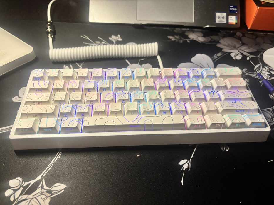 Белая Клавиатура 60%