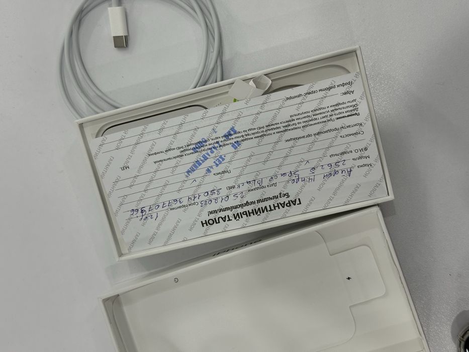 Продам в идеальном состоянии Iphone 14 pro