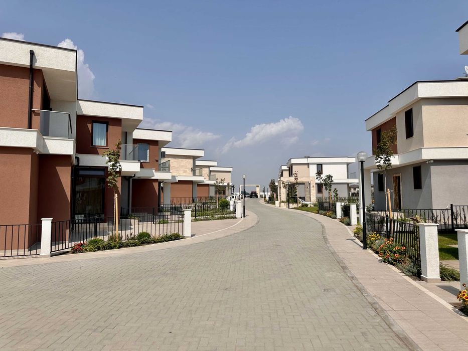 Продава се Къща в Поморие - 142 кв.м за 1901 €/кв.м - Снимка #18