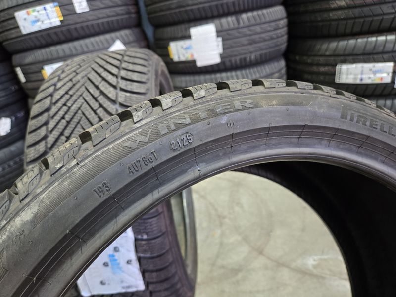 225/40/18 PIRELLI 2бр