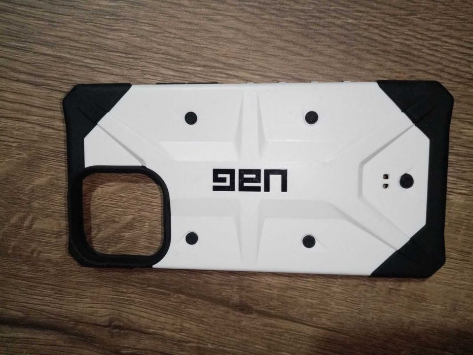 Калъф UAG Urban Armor Gear Pathfinder за Apple iPhone 12/12 Pro