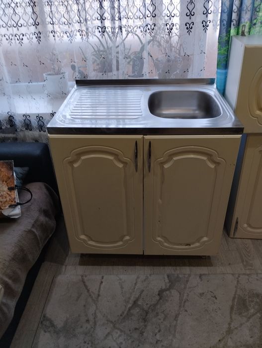 Продам кухонный гарнитур.