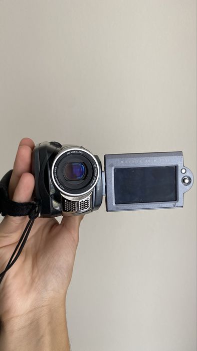 Видеокамера JVC Everio HDD 30GB