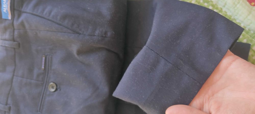 Продам школьную одежду на мальчика. Недорого