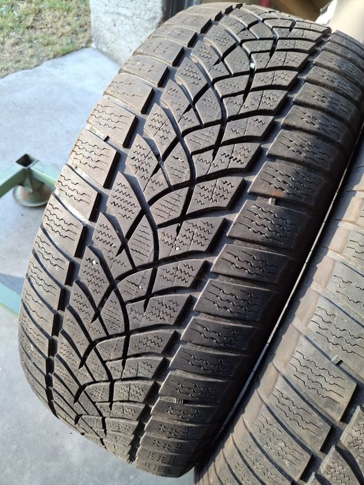 2 Anvelope  M+S  245 35 r17  Goodyear