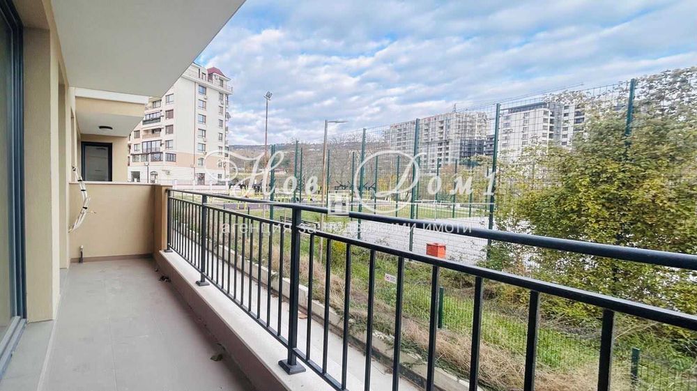 Продава се Тристаен апартамент в Варна, Възраждане 1 - 100 кв.м за 1885 €/кв.м - Снимка #11