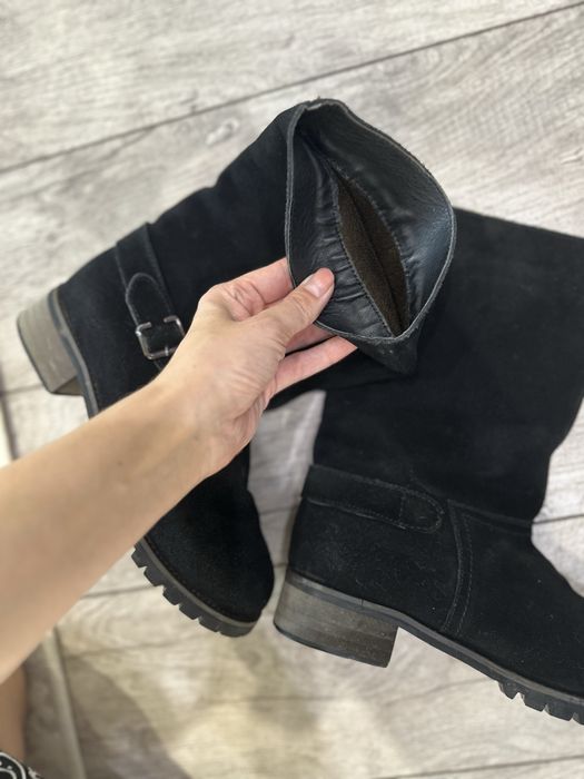 Продам женские сапоги