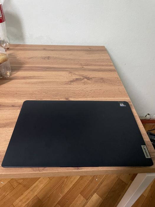 Ноутбук Леново идеяпад