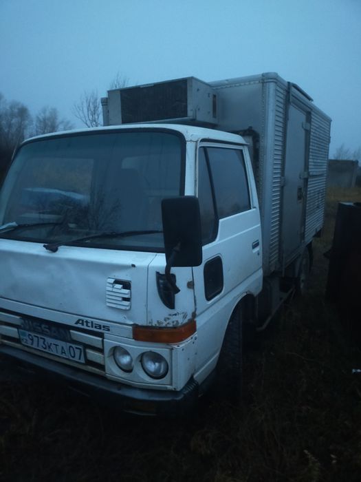 Продам Ниссан атлас