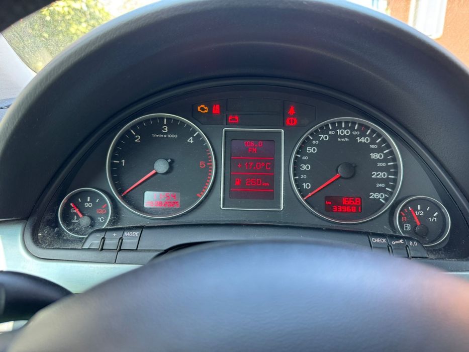 Audi a4 b7 din 2005