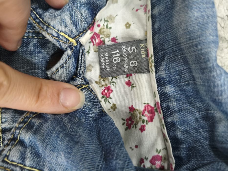 Джинсовая куртка на девочку