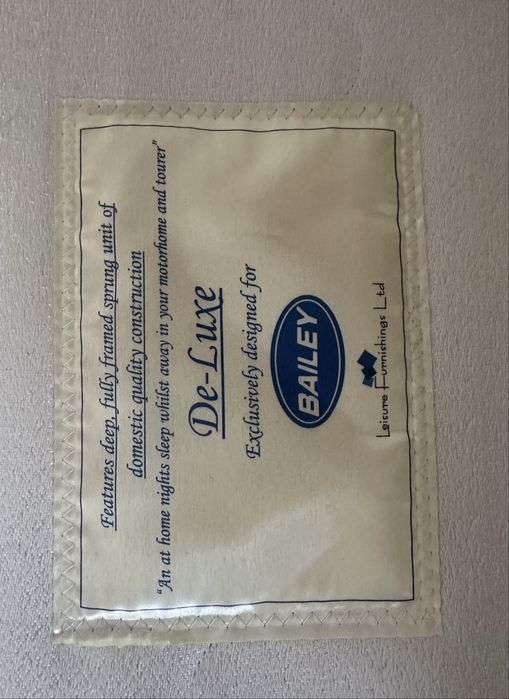 Двулицеви матраци за Bailey Persuit 550-4