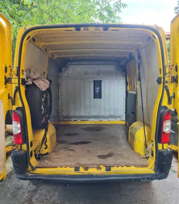 Товарен бус Renault Master