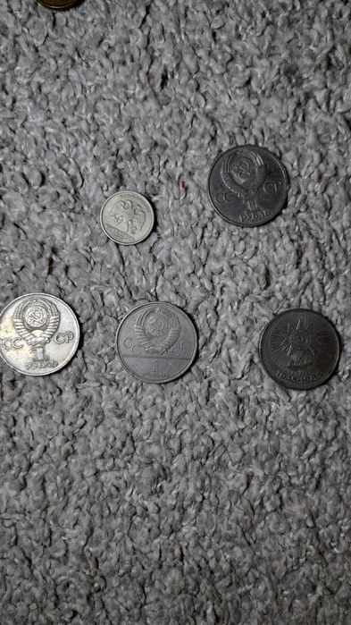 Монета СССР 1 рубль, продам.