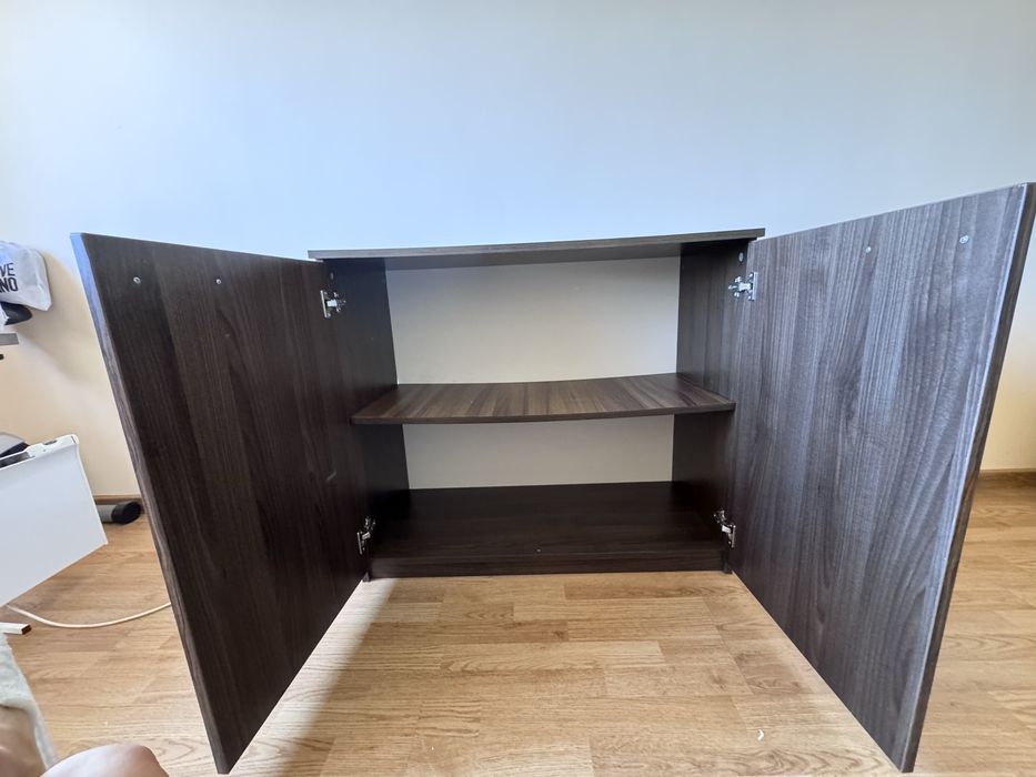 Скрин цвят венге