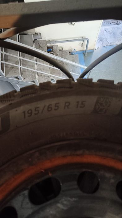 Продам резину с дисками 5*114.3