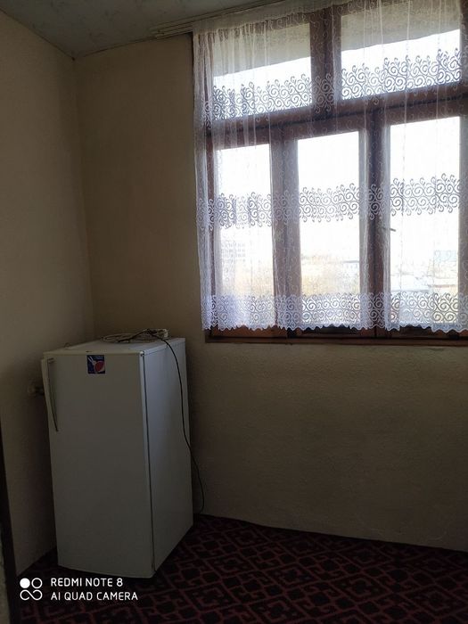 Olmazor tumani Beruniy 3 da kvartira sotiladi