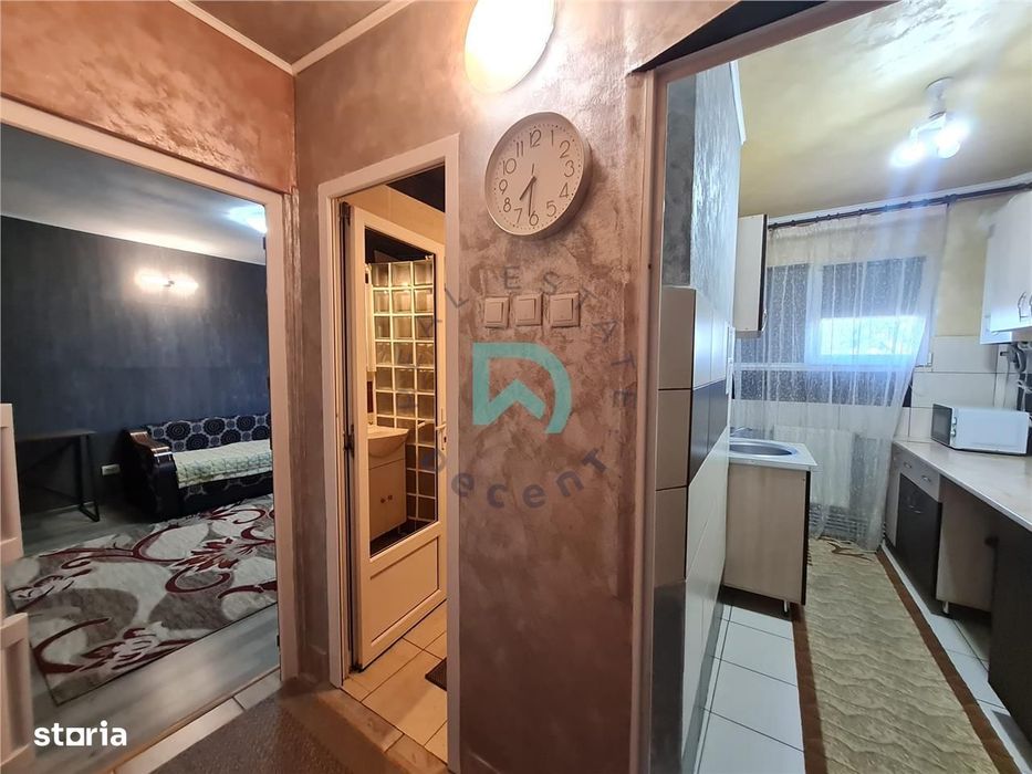 Garsoniera  Astra, bloc apartamente, Brasov