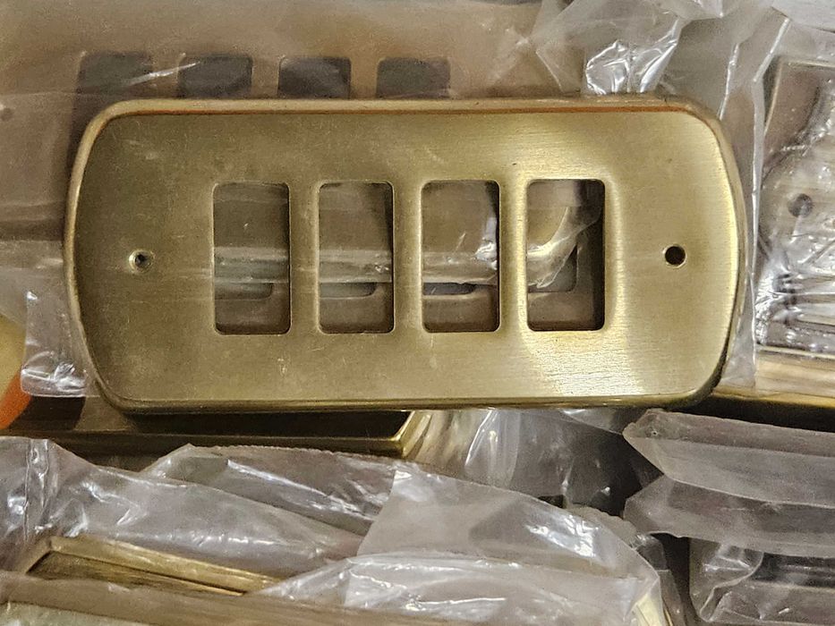 Rama Bronz intrerupator modular duble , triple , 4 , 5 pozitii italy