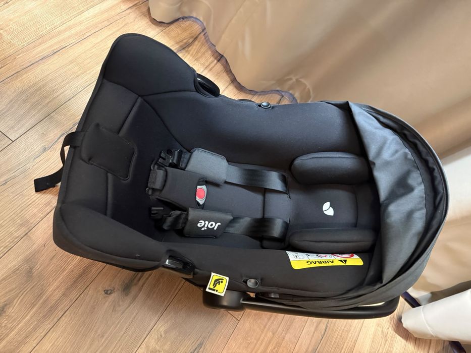 Vând Scoică Auto Joie i-Snug 2 (i-Size) – Ca Nouă, cu Cutie