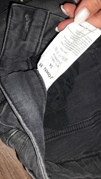 Pantaloni pt bărbați