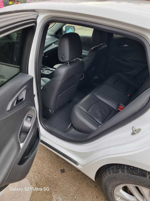 Малибу 2  сотилади