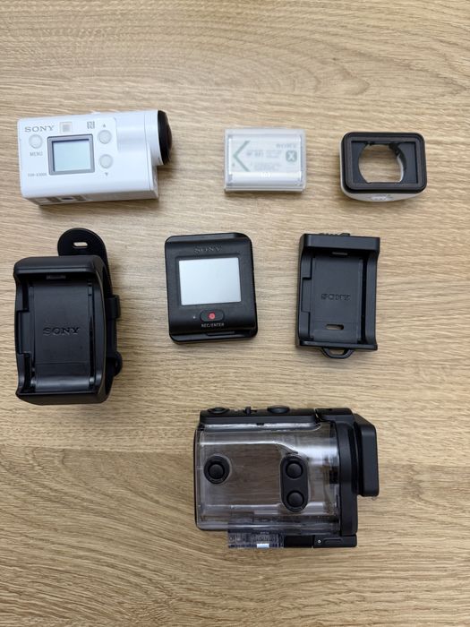 Sony FDR-X3000 Action Cam + аксессуары