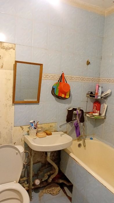 Продам 2х ком.кв.в 7мкр.дом 9