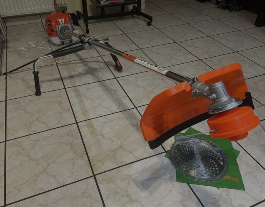 Бензинов тример за косене на трева KraftRoyal 4500W