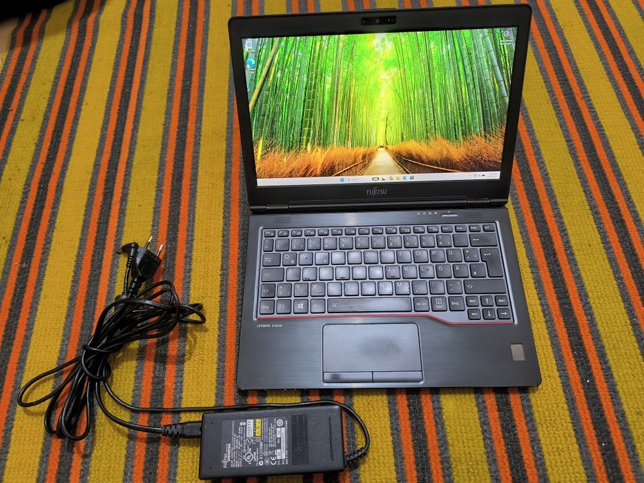 Lenovo i5 gen8 8gb ddr4 256 nvme