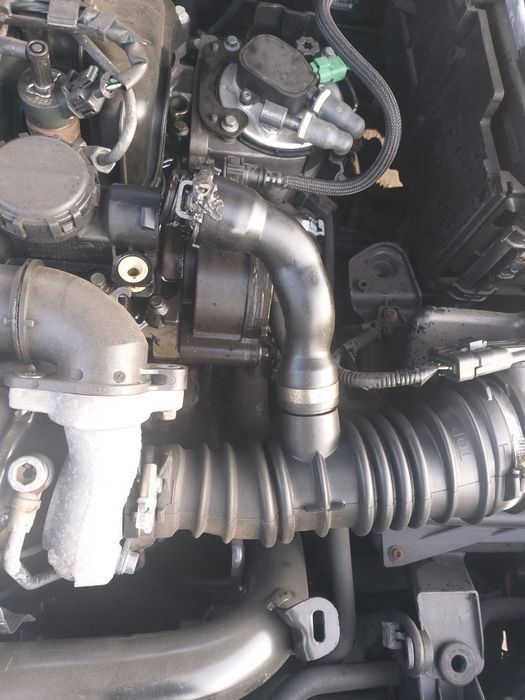 Motor vw touran 1,9 tdi, cod motor AVQ