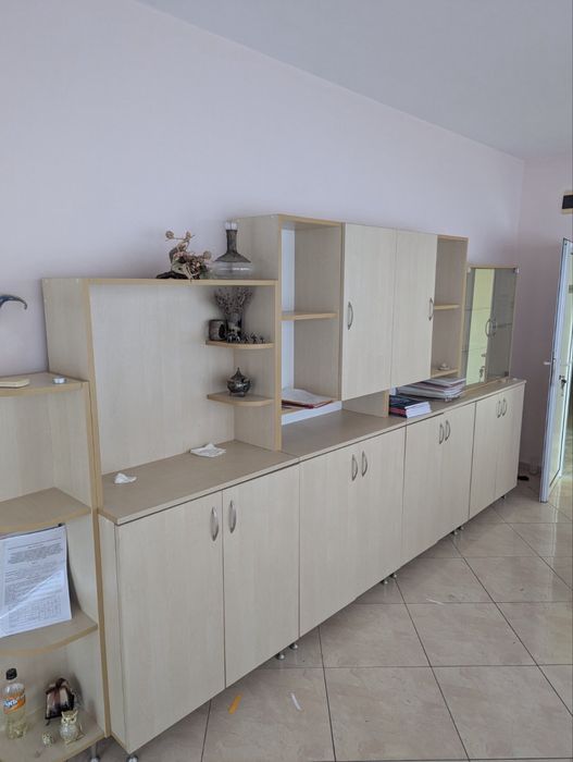 Офис мебели — пълно обзавеждане, отлично състояние