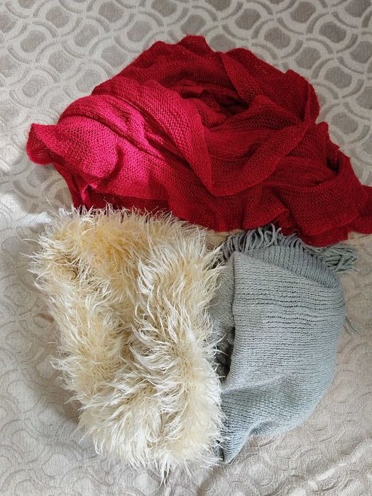 3 дамски зимни шала