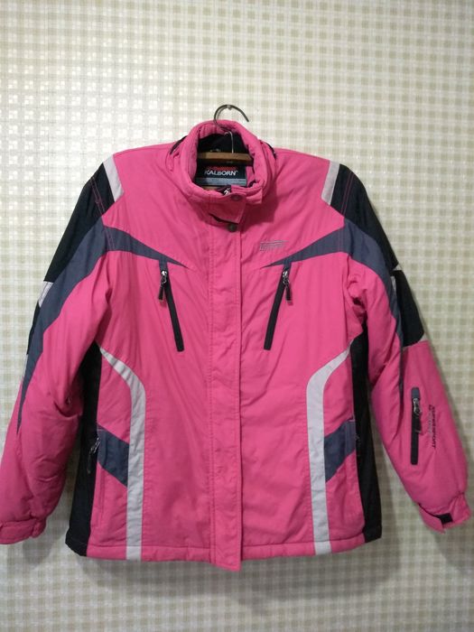 Продам женский лыжный костюм р-р 48-50