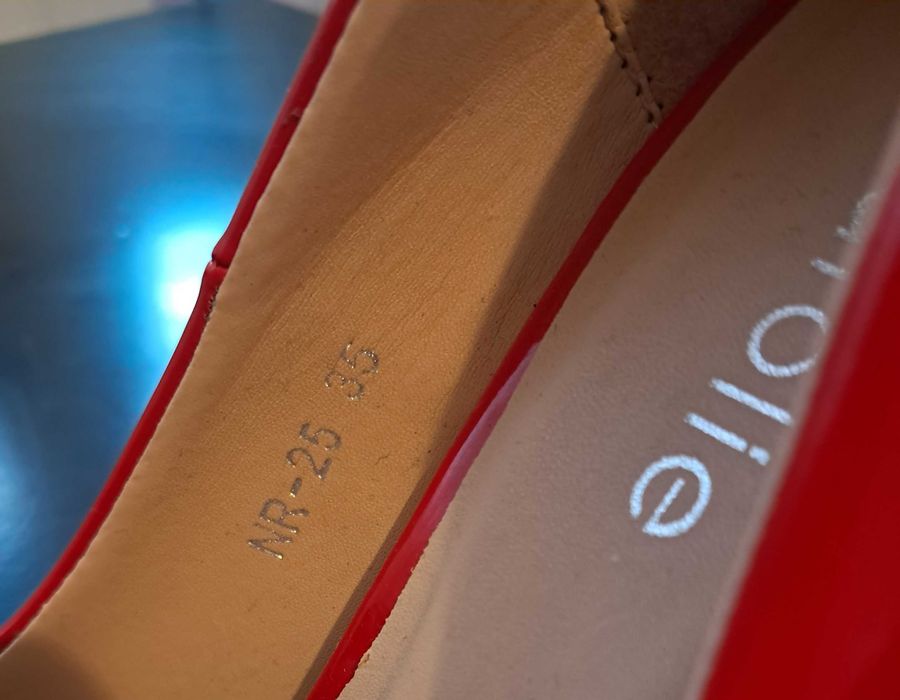 Pantofi stiletto roșii, noi(no.35)