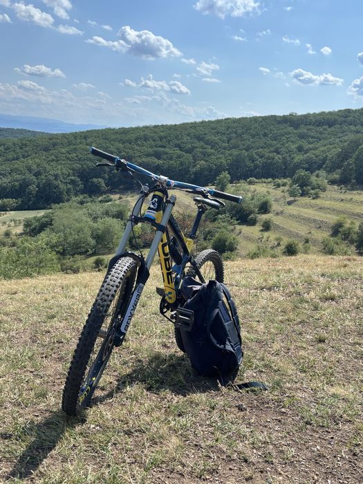 Cube Hanzz – Downhill / Freeride, furcă Boxxer, full suspension