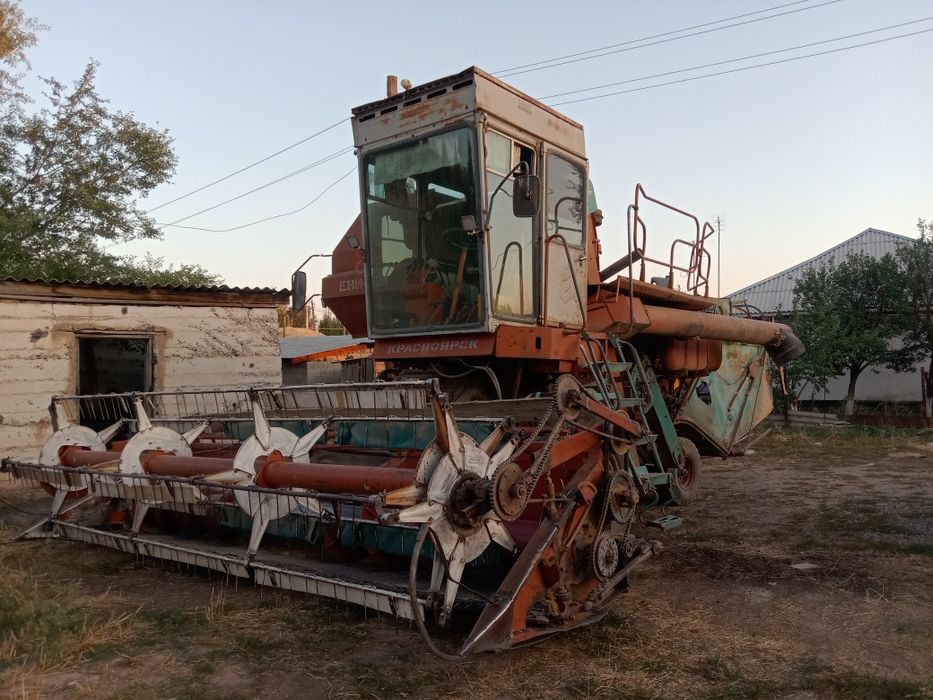 Комбайн Енисей продам