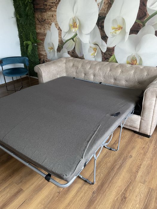 Canapea Chesterfield 3 locuri extensibila