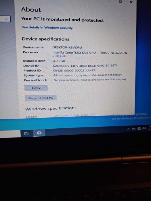 Laptop DeLL P16G