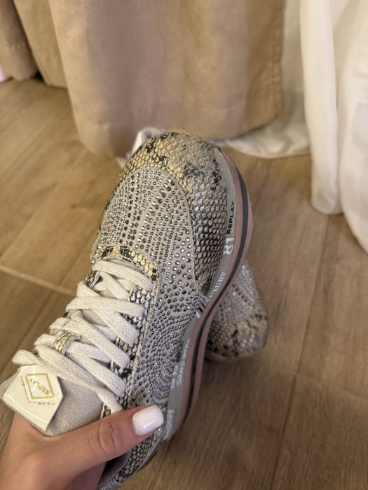 Сникърси Replay