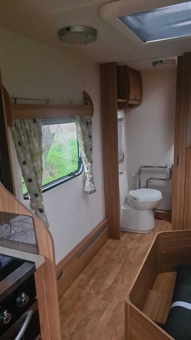 Бърза продажба: Каравана Lunar Clubman 2011 SI – Отлично състояние